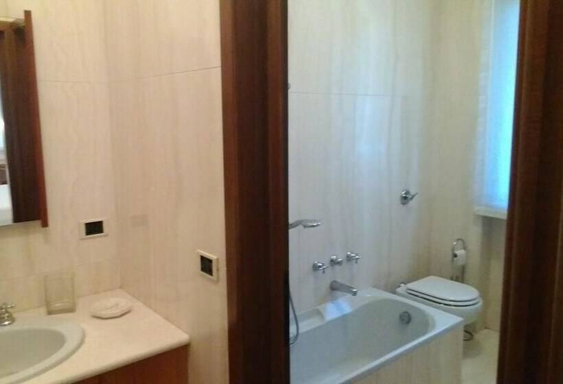 Номер Стандарт Вид на Бассейн, Villa Le Noci