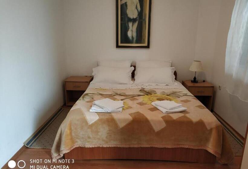 Апартаменты 1 Спальня с Балконом, Guest House Fosa