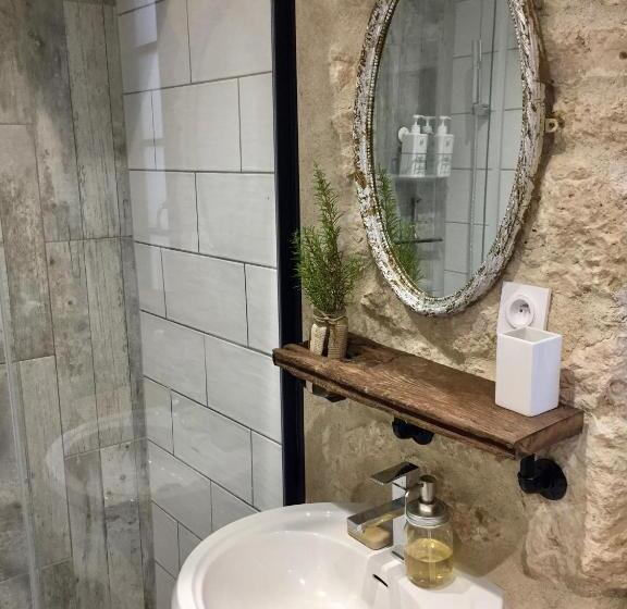 Стандартный Номер Кровать Кинг, Maison Mûrier