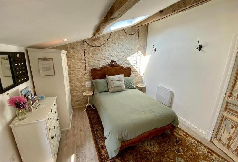 Номер Стандарт Вид на Сад, Maison Mûrier