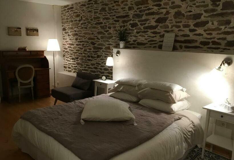 家庭间, Les Bouyeres