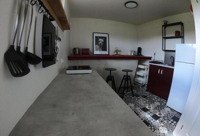 Номер Стандарт Трехместный, Guest House Près Des Montgolfières