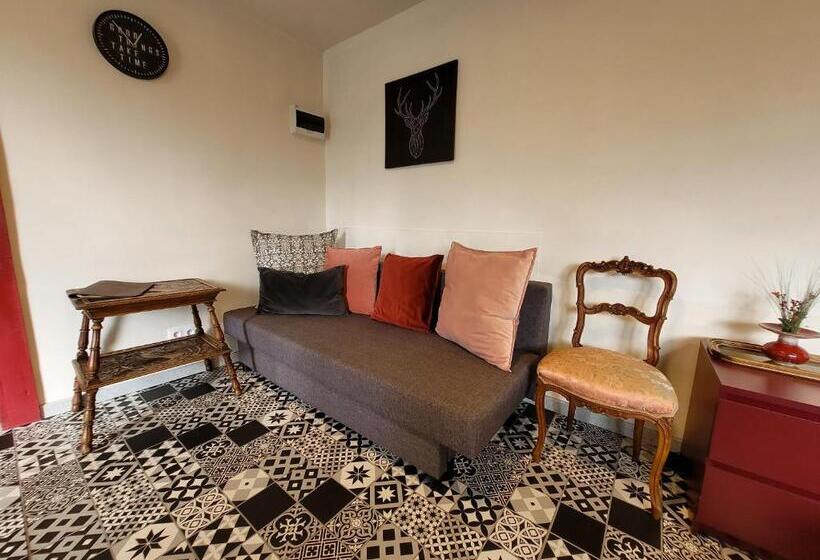 Номер Стандарт Трехместный, Guest House Près Des Montgolfières