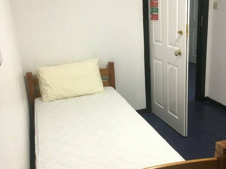 Номер Базовый Одноместный Совместный Санузел, Ledgowan Bunkhouse   Hostel