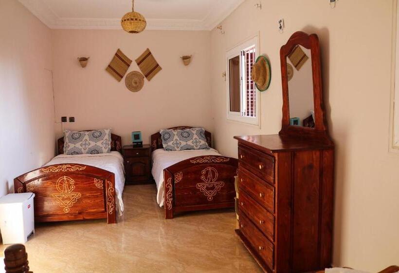 Кровать в Общей Комнате, Moroccan Surf Journey   Hostel