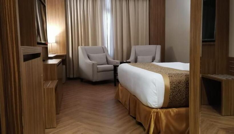 Family Suite, Golden Tower Hotel Alkhobar Corniche