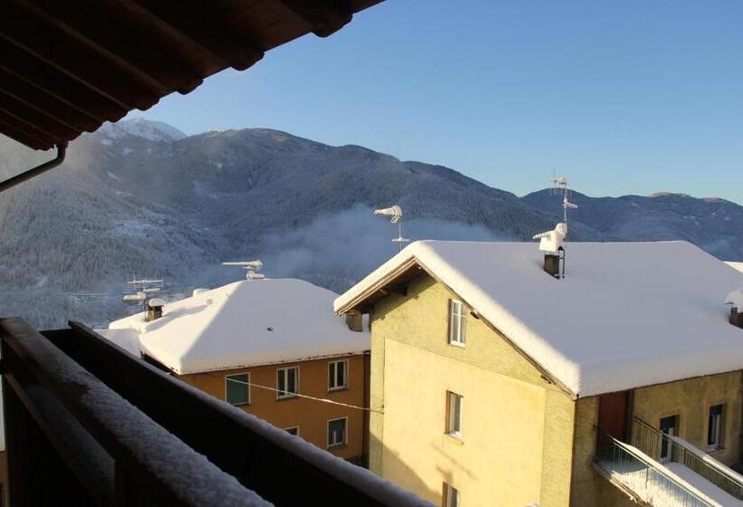 패밀리 룸, Albergo Dolomiti