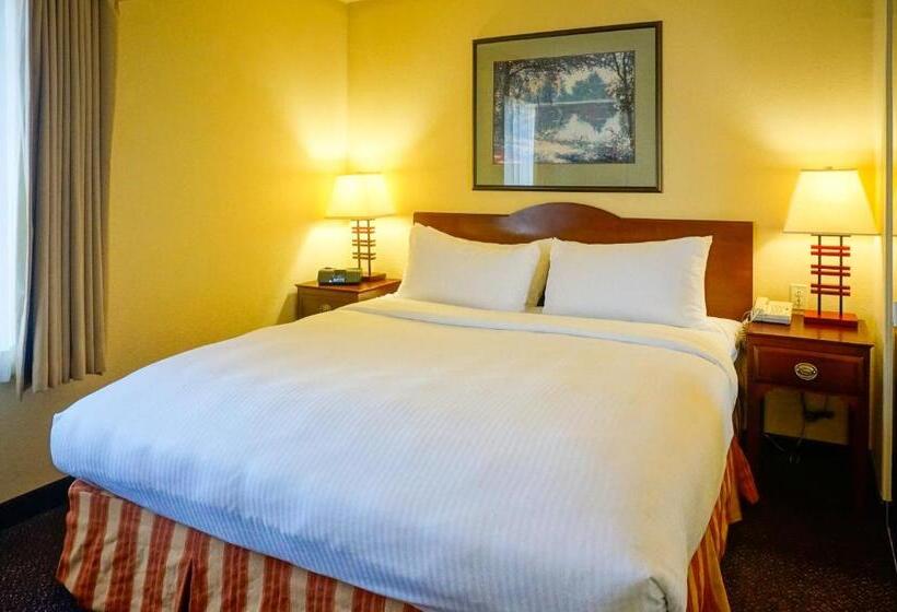 Люкс Адаптированный для Инвалидов, Larkspur Landing Extended Stay Suites Pleasanton