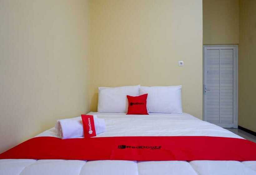 Номер Стандарт, Reddoorz Syariah Near Alun Alun Pati