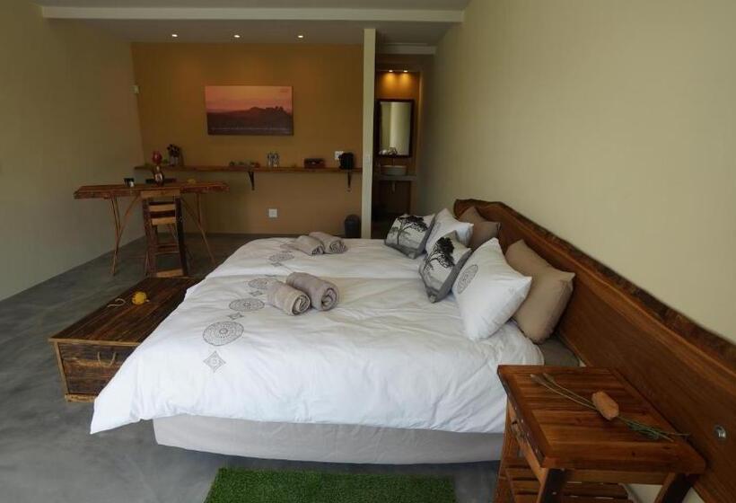 풀장 전망 디럭스 룸, Stellar Overberg Travellers Lodge