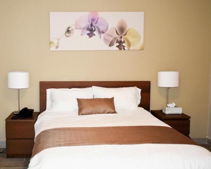 スイート, California Comfort & Suites
