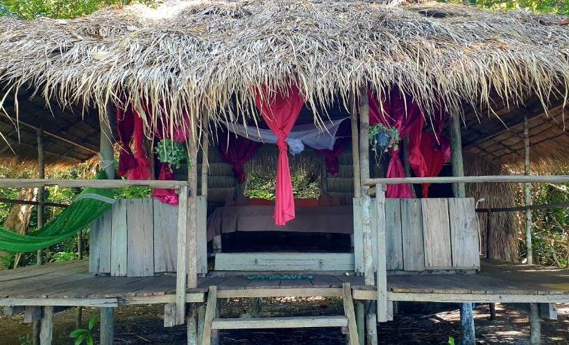 豪华洋房, Crusoe Koh Takiev Island