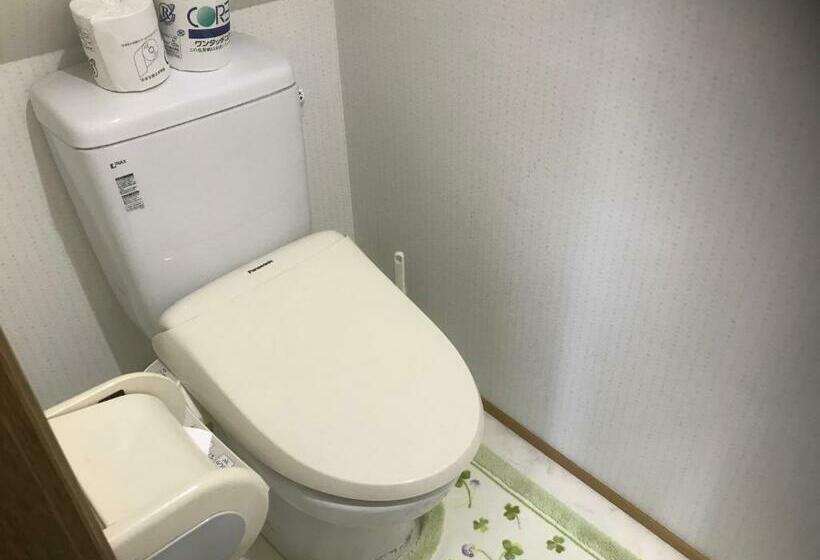 Четырехместный Номер Стандарт, Guest House Iwato