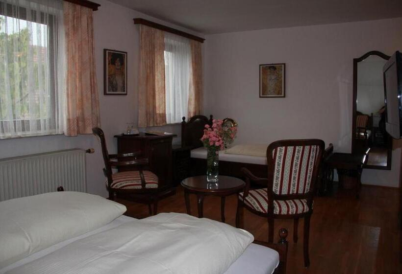 Трехместный Номер Классика, Landhotel St. Florian