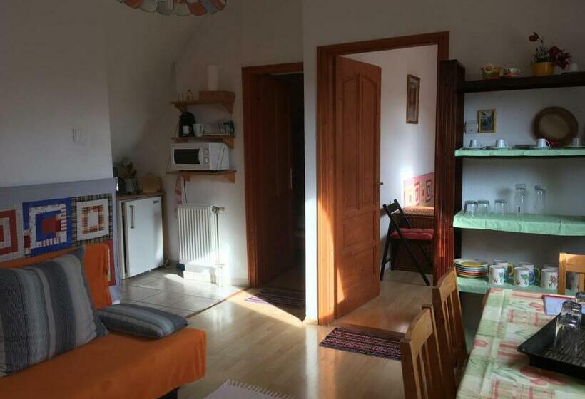 带2个卧室的套房, Bakonyi Apartmanház Eplény