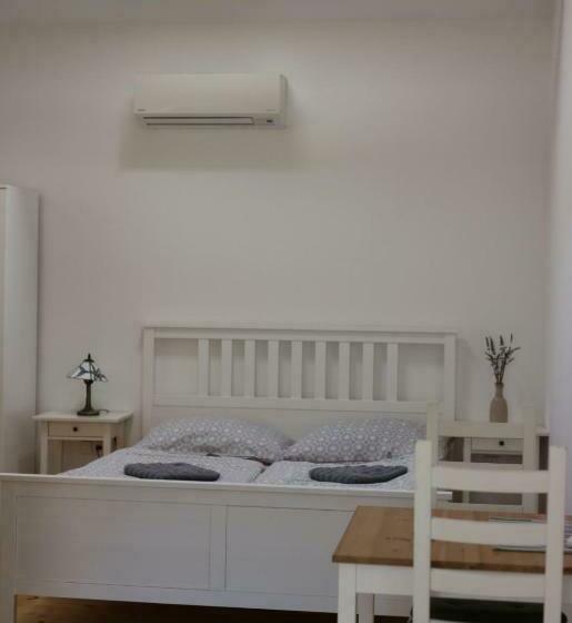 스탠다드 테라스 룸, La Bobul Apartments
