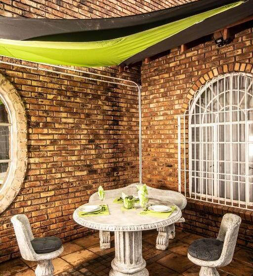Номер Стандарт, Oppiplot Guest House & Venue