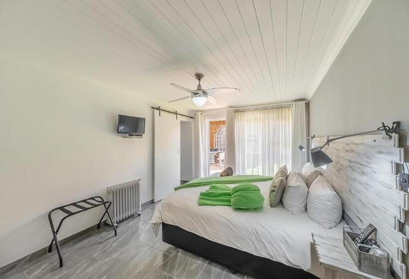 Номер Стандарт, Oppiplot Guest House & Venue