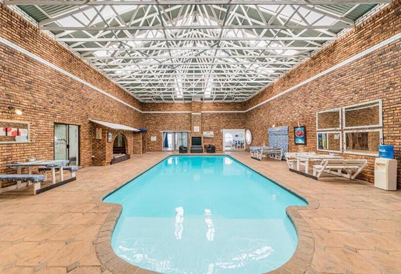 디럭스 룸, Oppiplot Guest House & Venue