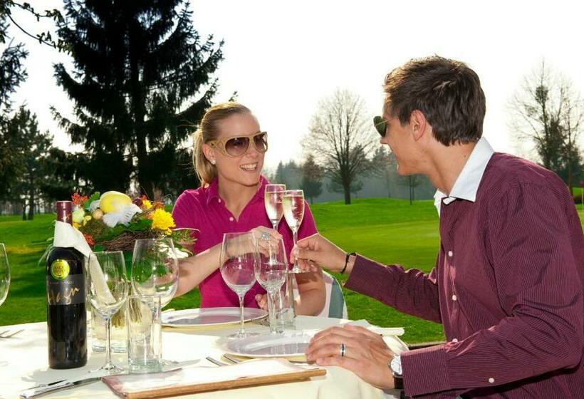 Номер Superior с Балконом, Og's Golf Lodge