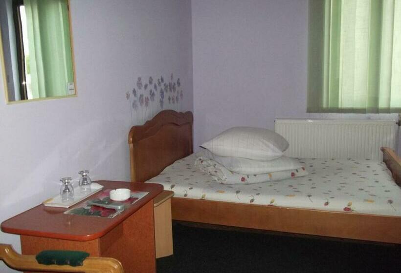 اتاق استاندارد, Hostel „la Galan”