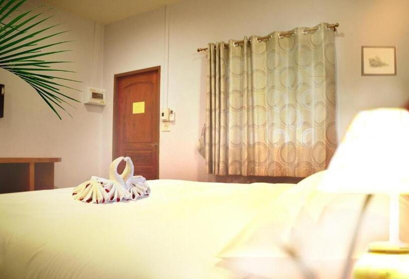 Номер Стандарт, Chao Phraya Home