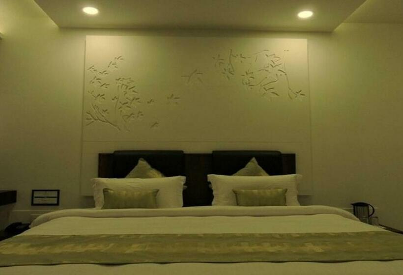 Номер Deluxe, Kalyan S   Mansingh Inn