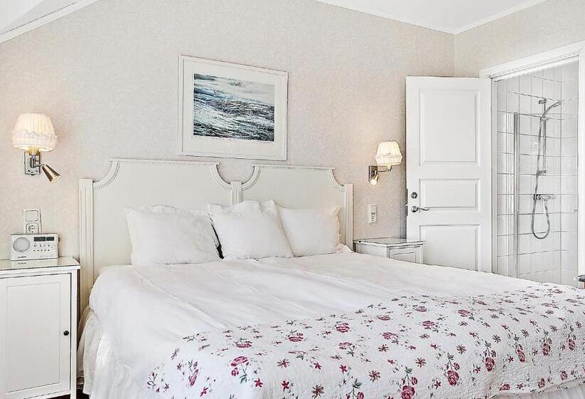Номер Deluxe Вид на Море Боковой, Lotshotellet