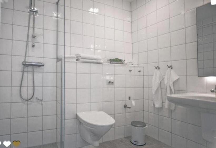 Номер Deluxe Вид на Море Боковой, Lotshotellet