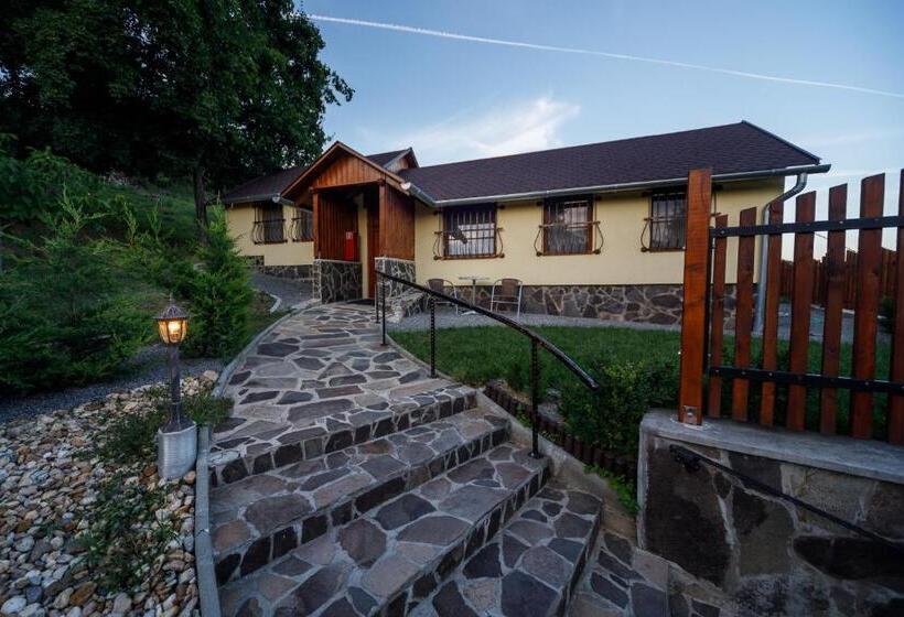 Дом 2 Спальни, Tokaj Zlatá Putňa   Restaurant & Pension