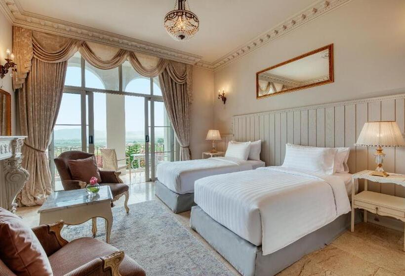 Номер Executive, Mövenpick Resort Khao Yai