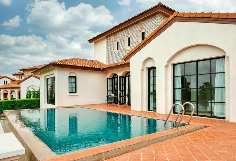 Вилла 2 Спальни, Mövenpick Resort Khao Yai