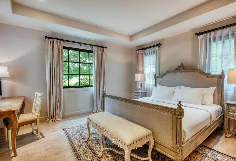 Вилла 3 Спальни с Бассейном, Mövenpick Resort Khao Yai