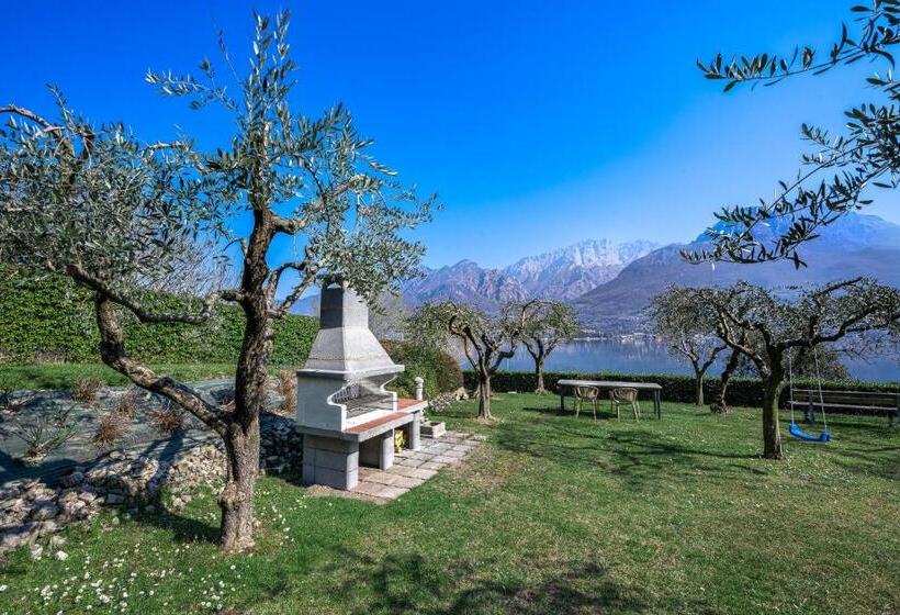 Апартаменты Deluxe 3 Спальни, Bellagio Village  4 Apartments By The Lake   Seasonal Warm Pool And Sauna