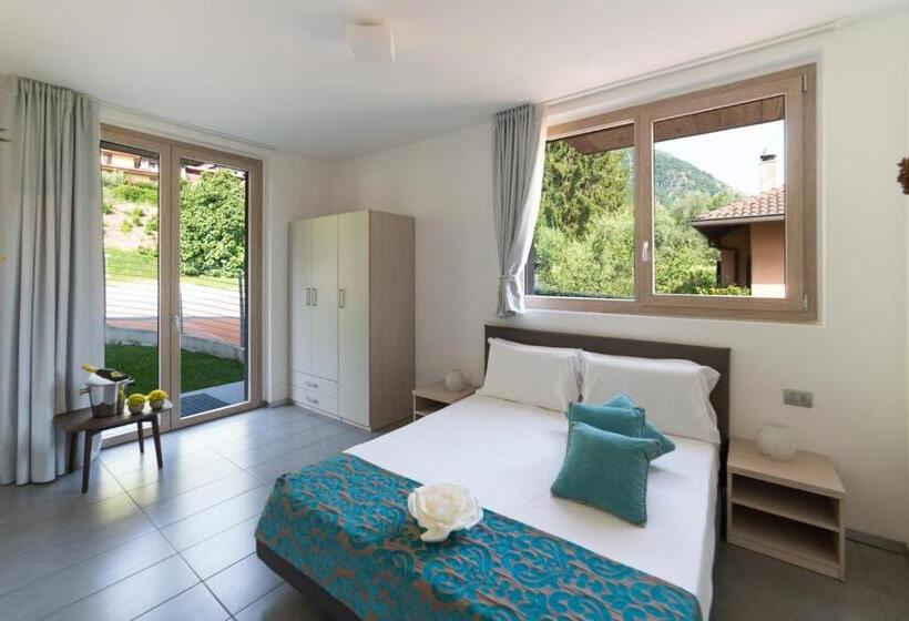 带2个卧室的公寓, Bellagio Village  4 Apartments By The Lake   Seasonal Warm Pool And Sauna