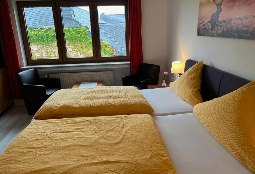 Номер Стандарт, Gasthaus Metzgerei Pension Maßem