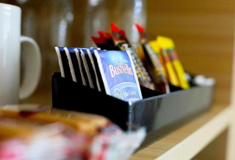 Номер Стандарт Трехместный, Trip Motel Gatton