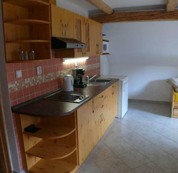 패밀리 아파트, Apartmány Yellow