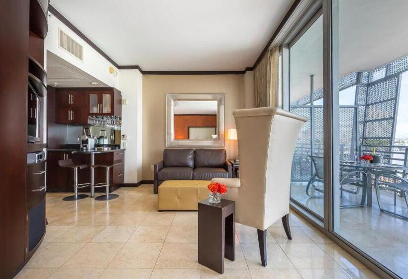 Апартаменты 1 Спальня с Балконом, Sbv Luxury Ocean Hotel Suites
