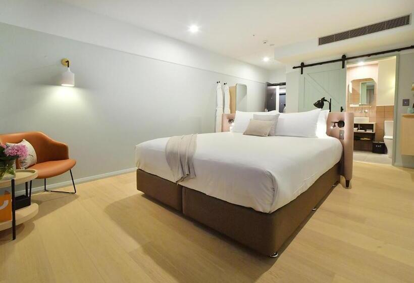 스탠다드 룸 킹사이즈 침대, Sudima Auckland City