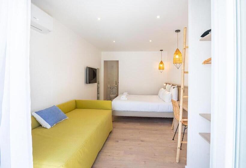 Семейный Номер Вид на Сад, Hôtel Casa Marina