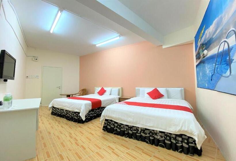 Family Suite, Oyo 89540 B  Penang