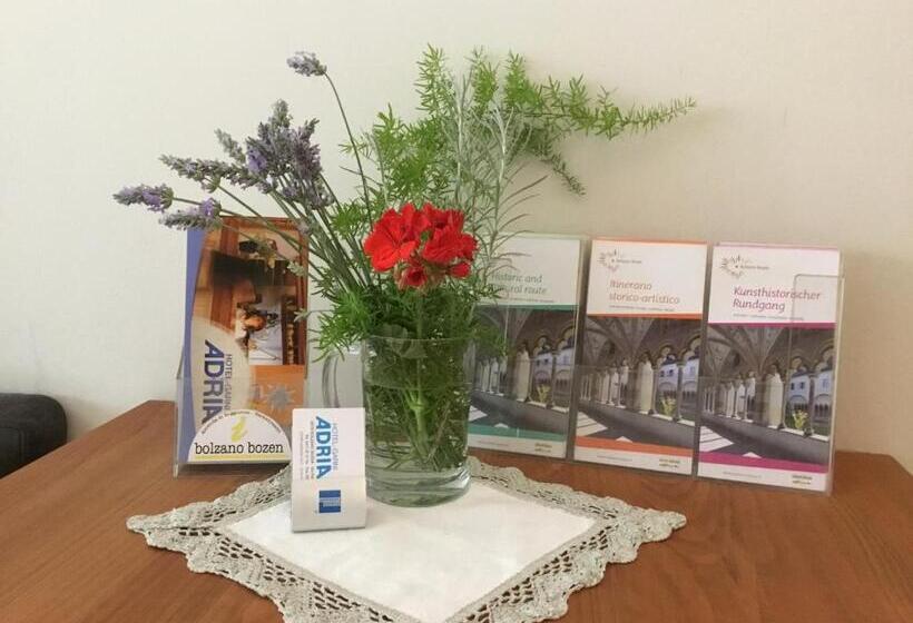 اتاق سوپریور یک تخته, Adria
