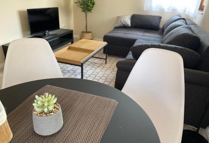 침실 1개 아파트, Cserke Apartmanház