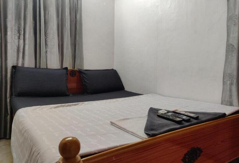标准间带阳台, The Sea Shelter Home Stay