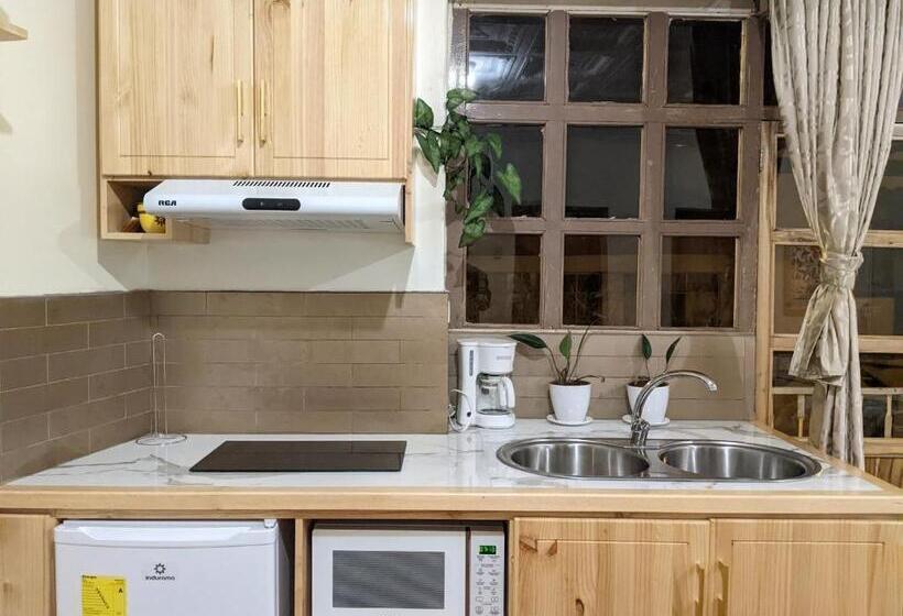 سوییت خانوادگی, La Casa Cuencana
