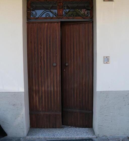 اتاق استاندارد با سرویس بهداشتی مشترک, Guest House Malaguzzi
