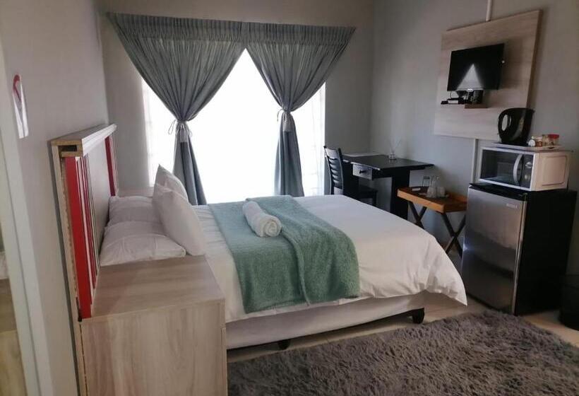 Номер Стандарт, Ndzuti Guest House