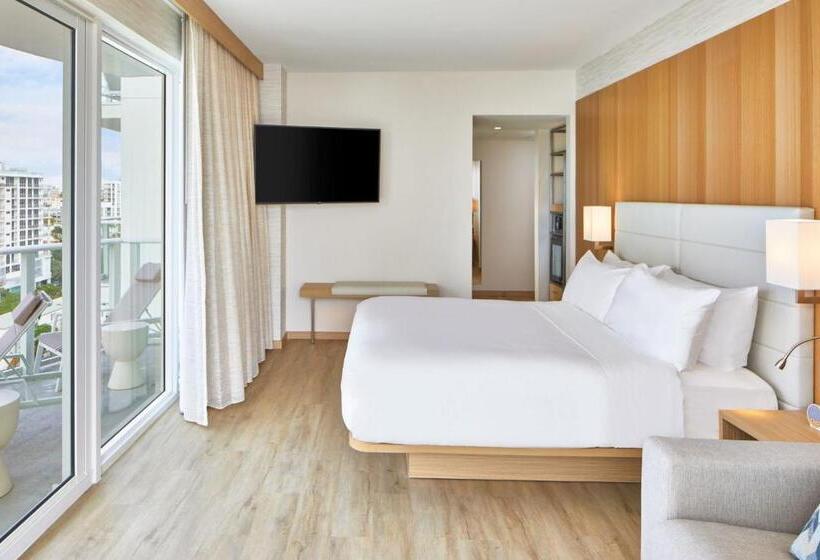 스탠다드 룸 킹사이즈 침대, Ac Hotel By Marriott Fort Lauderdale Beach