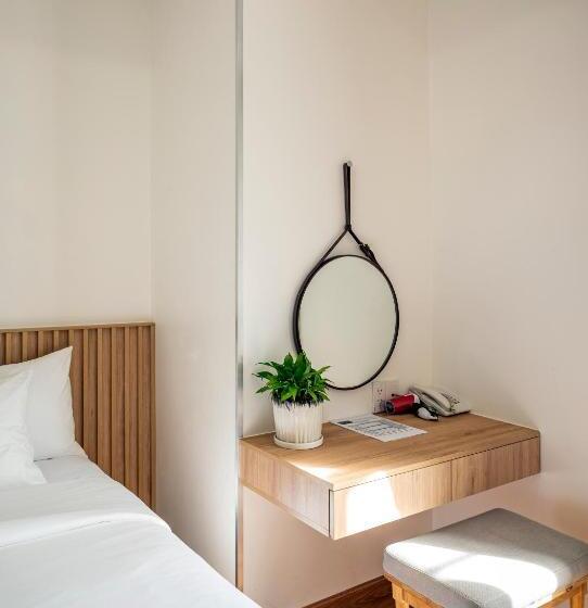 اتاق دلوکس با تخت کینگ و چشم‌انداز شهر, Ann Hotel & Spa Khem Beach Pq